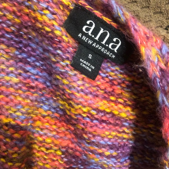 Sweater - Picture 2 of 2